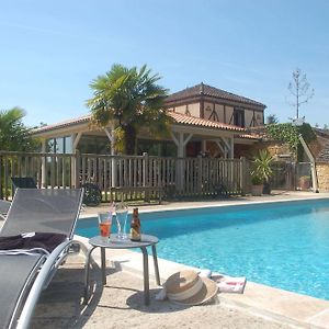 Hotel Le Mas De Castel - Piscine Chauffee